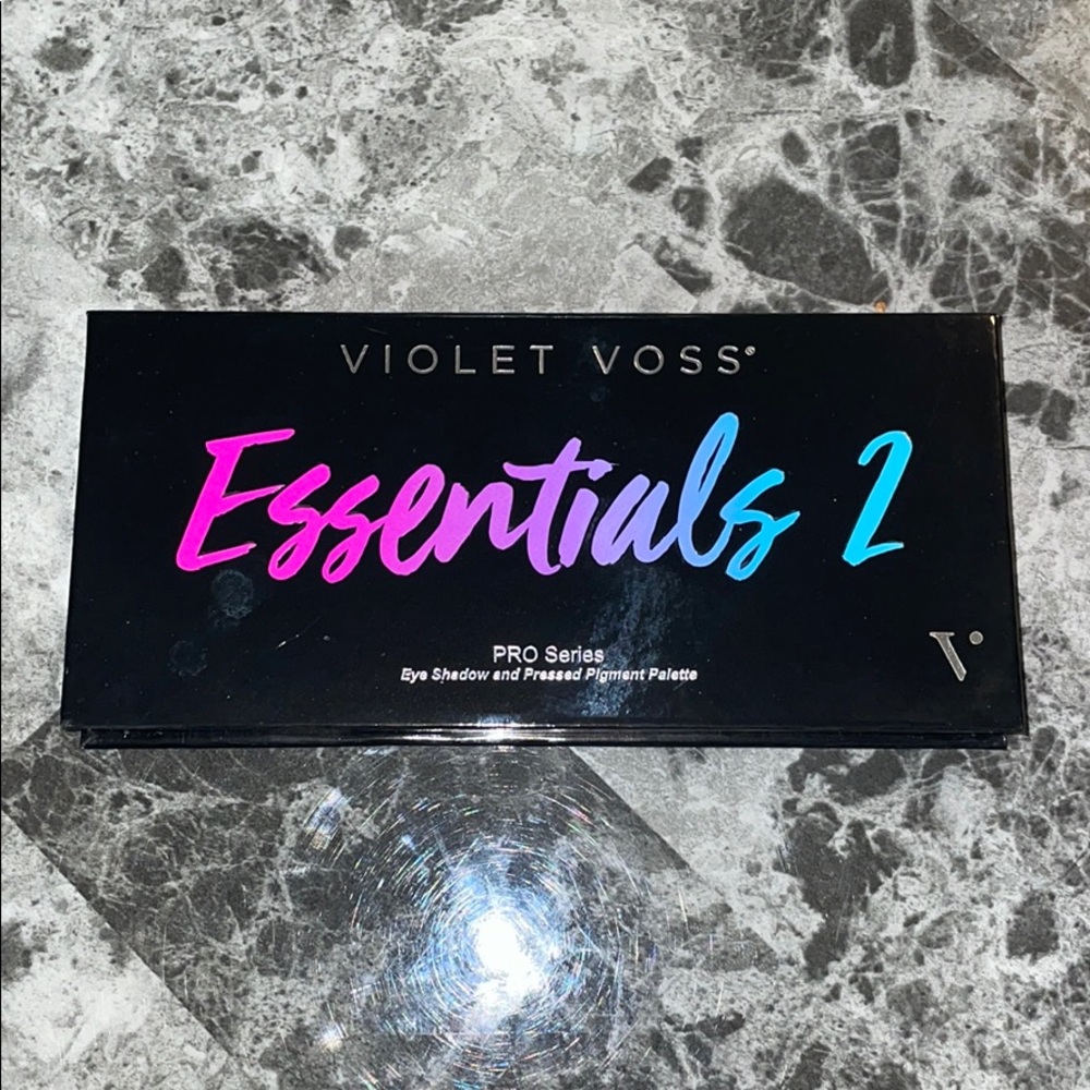 Makeup palette